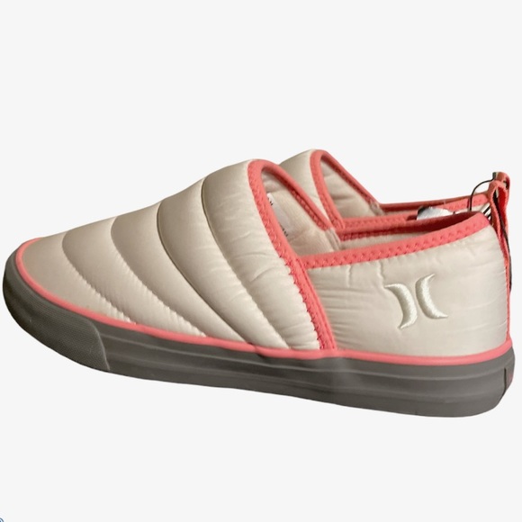 Hurley Shoes Hurley Womens Puff Chukka Slip On Shoes Nwt Poshmark